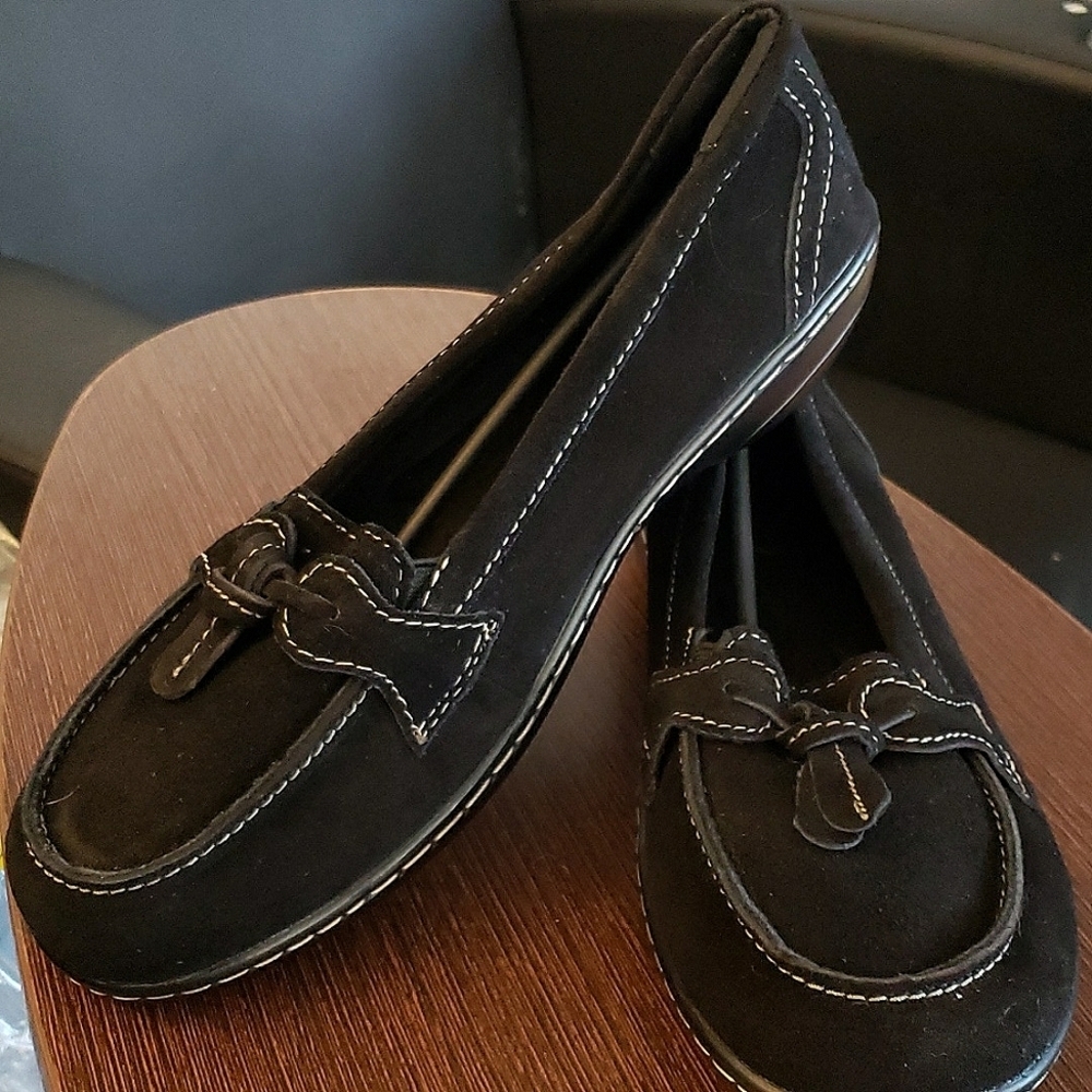 Osslue Women's Classic Microsuede Black Loafers Size 8.5